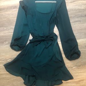 Emerald Green Express Dress Small Petite